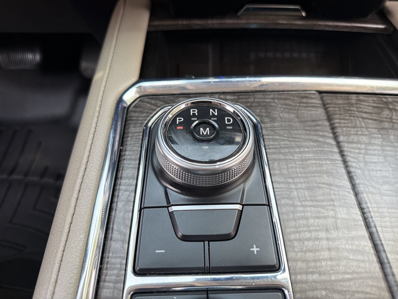 Used 2020 Ford Expedition Limited AWD/4WD image 28