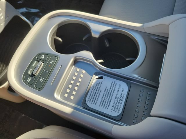 New 2026 Hyundai Ioniq 9 SEL AWD/4WD image 14