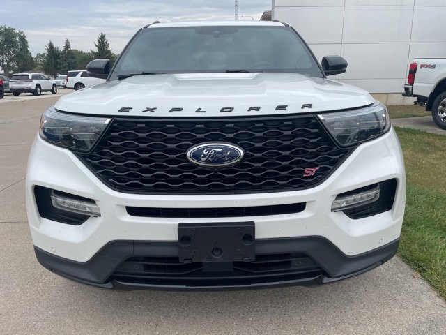 Used 2024 Ford Explorer ST w/ Technology Package image 6