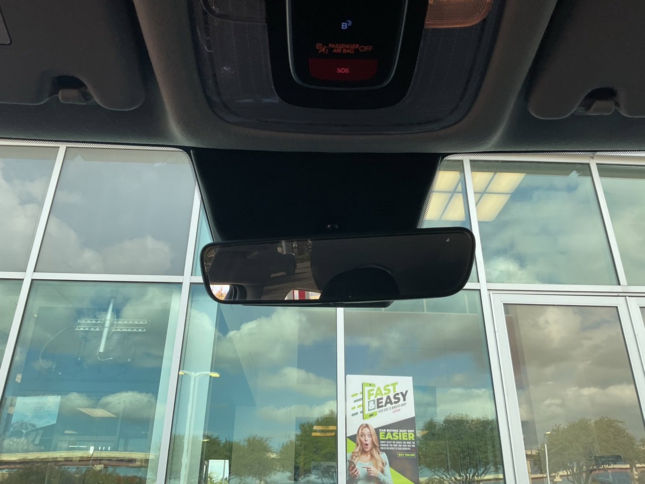 Used 2025 Hyundai Kona SEL FWD image 17