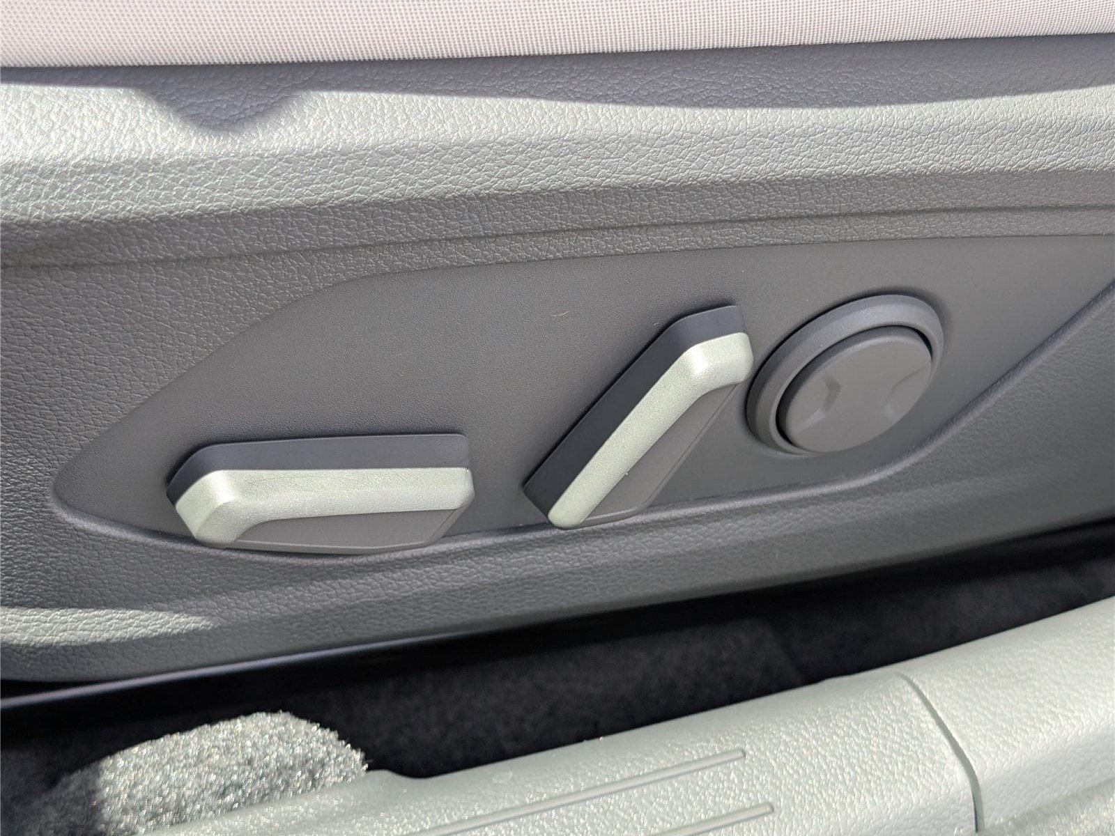 Used 2025 Hyundai Sonata SEL FWD image 18
