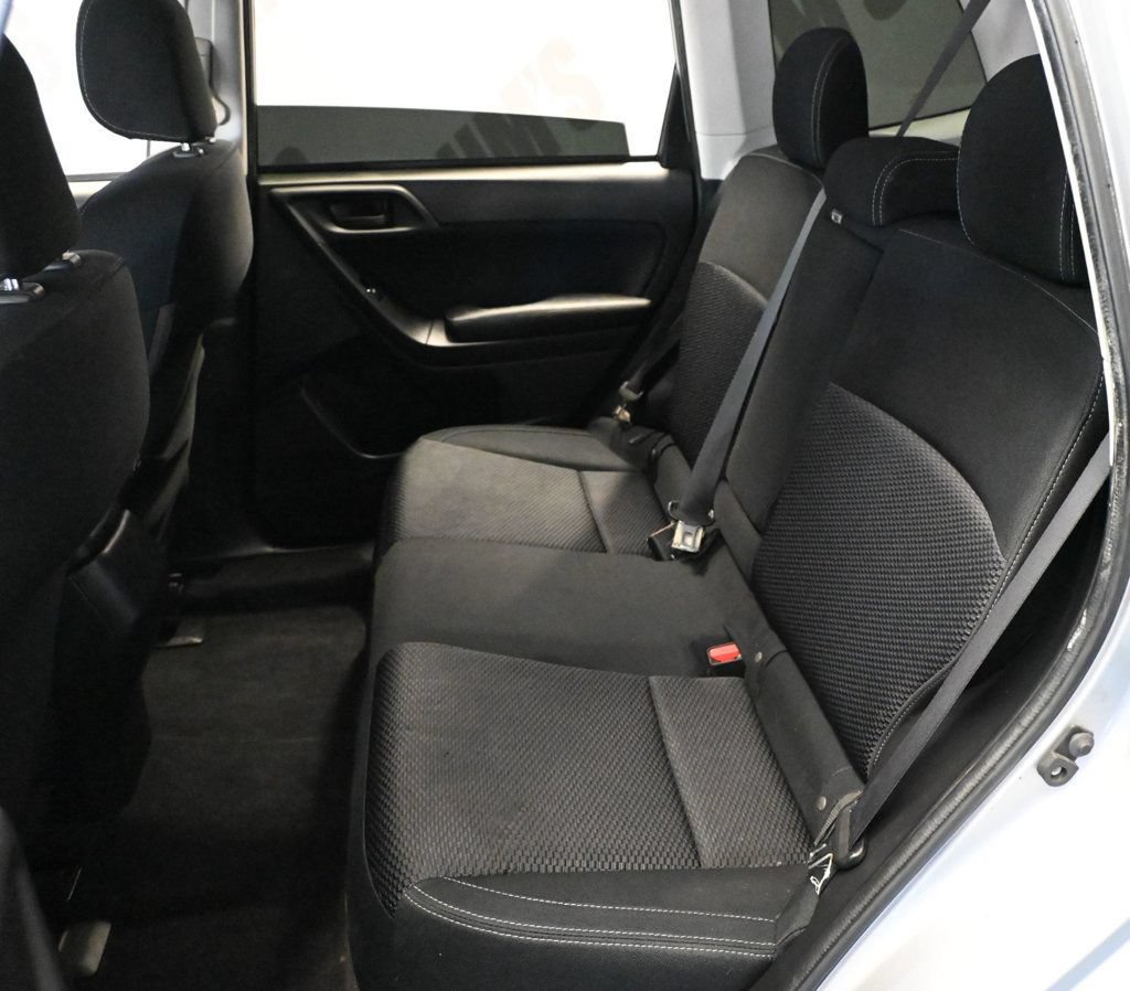 Used 2018 Subaru Forester 2.5i Premium AWD/4WD image 16