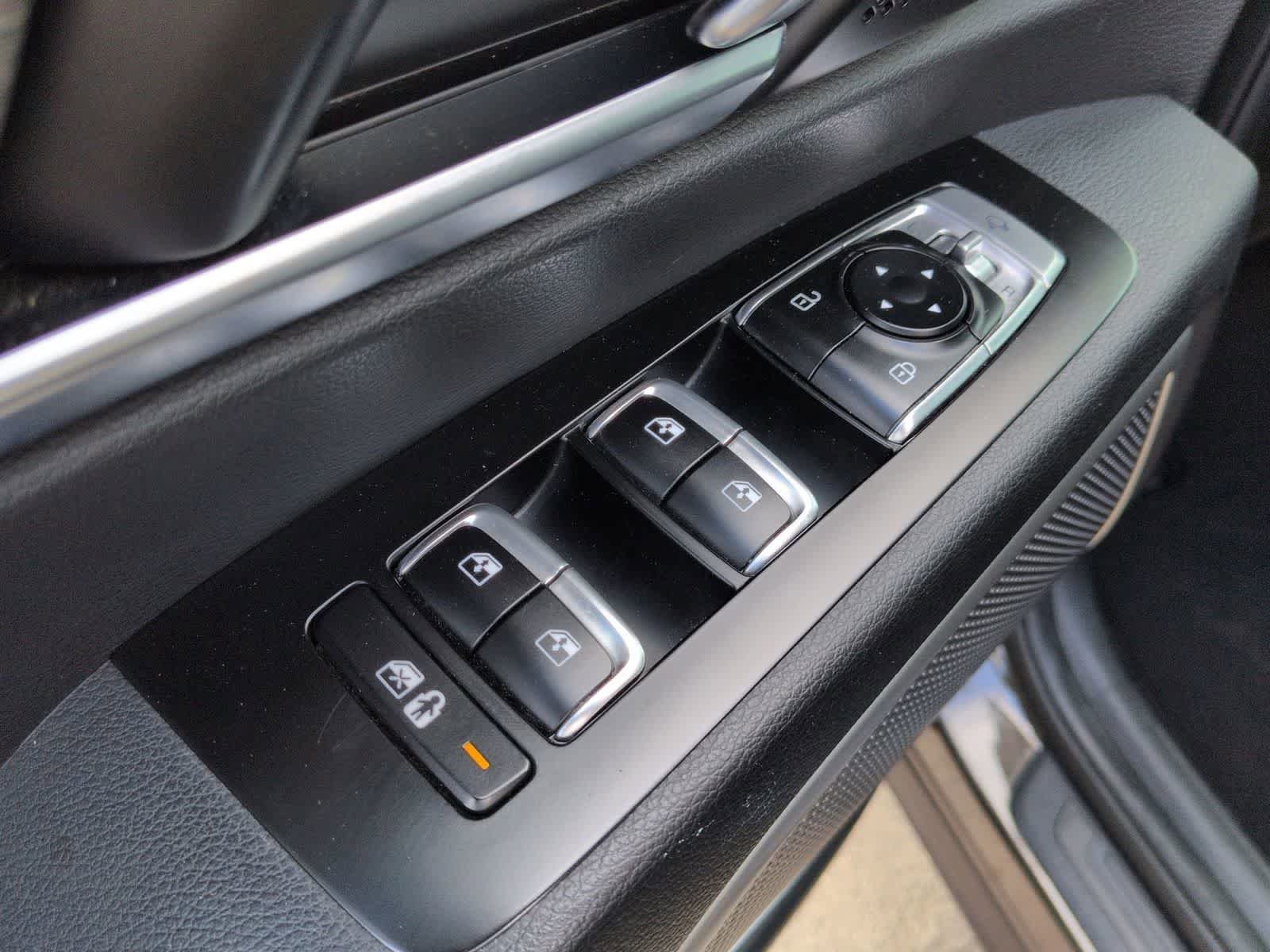 Used 2022 Kia Telluride EX AWD/4WD image 17