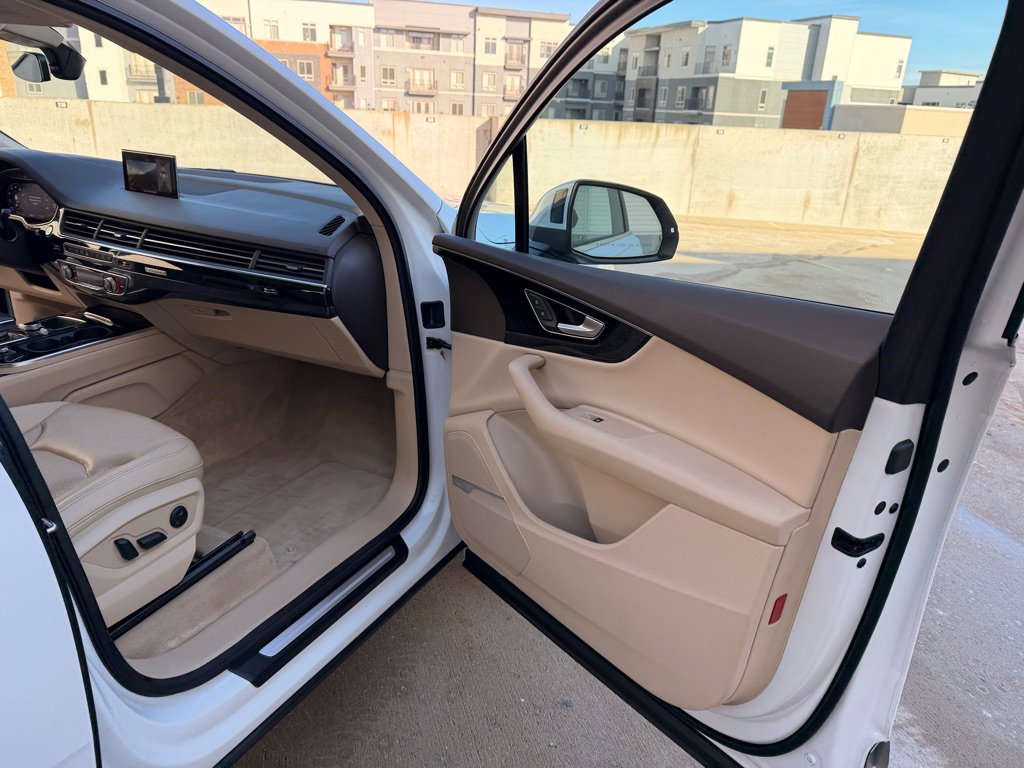 Used 2019 Audi Q7 3.0T Premium Plus AWD/4WD image 22