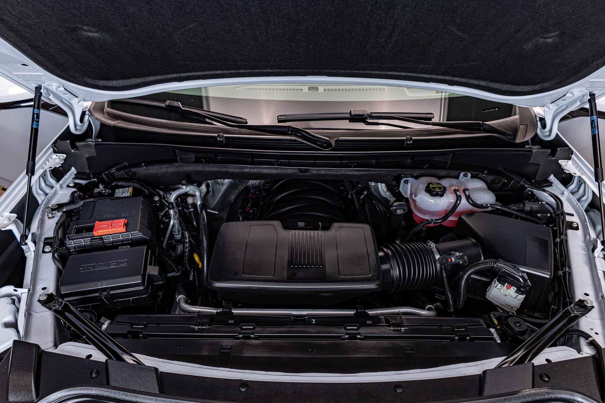 Used 2026 Cadillac Escalade Platinum Sport w/ LPO, ONYX Package image 28