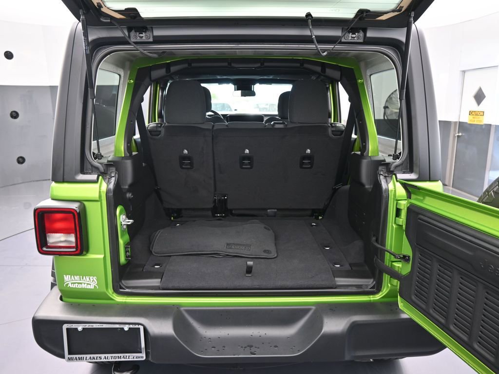 Used 2025 Jeep Wrangler Sport S image 37