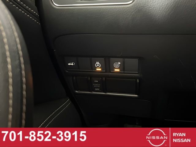 Used 2023 Nissan Armada Platinum w/ Captain's Chairs Package image 19