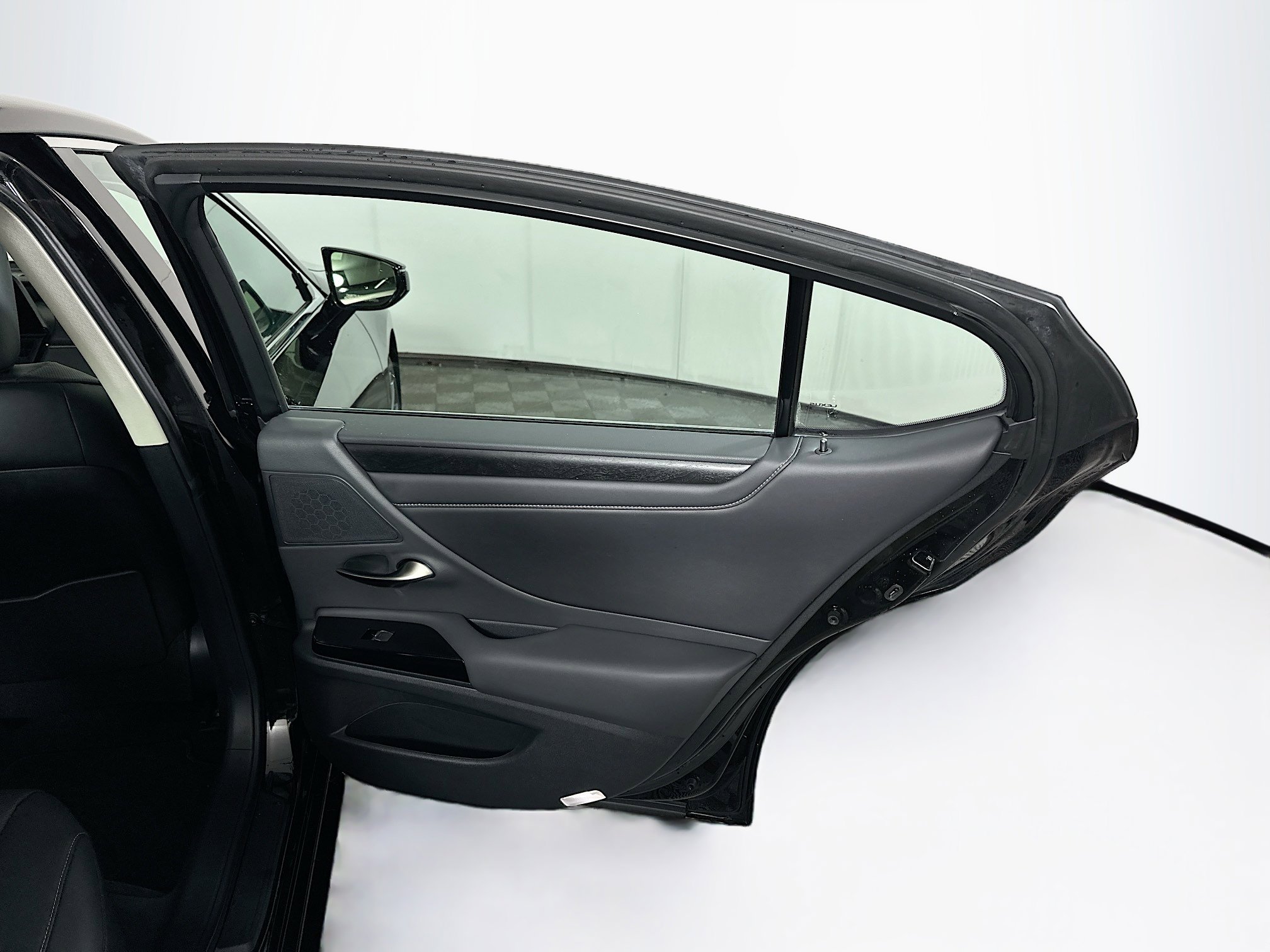 Used 2024 Lexus ES 350 w/ Premium Package image 32