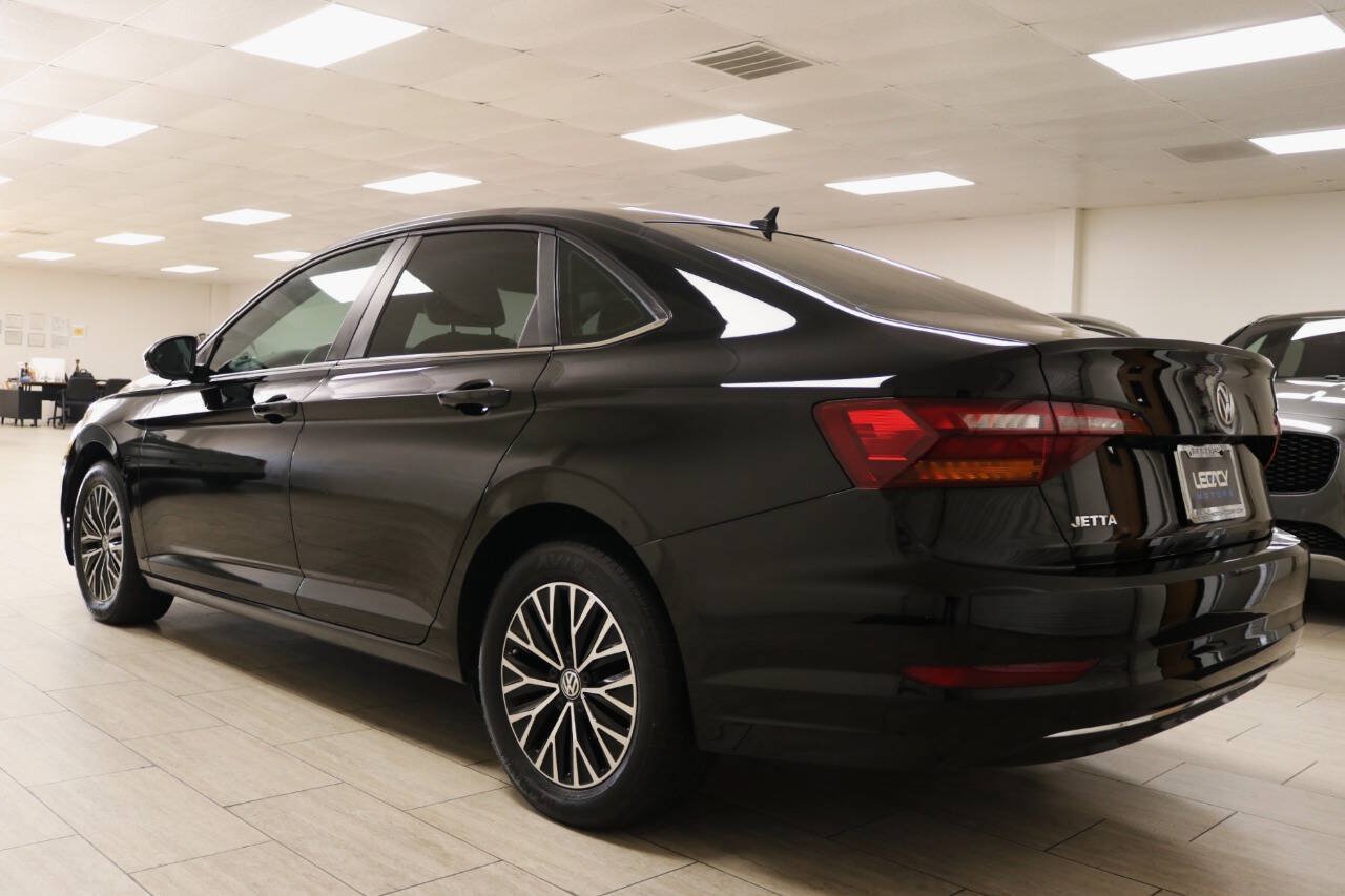 Used 2019 Volkswagen Jetta SE w/ Cold Weather Package FWD image 8