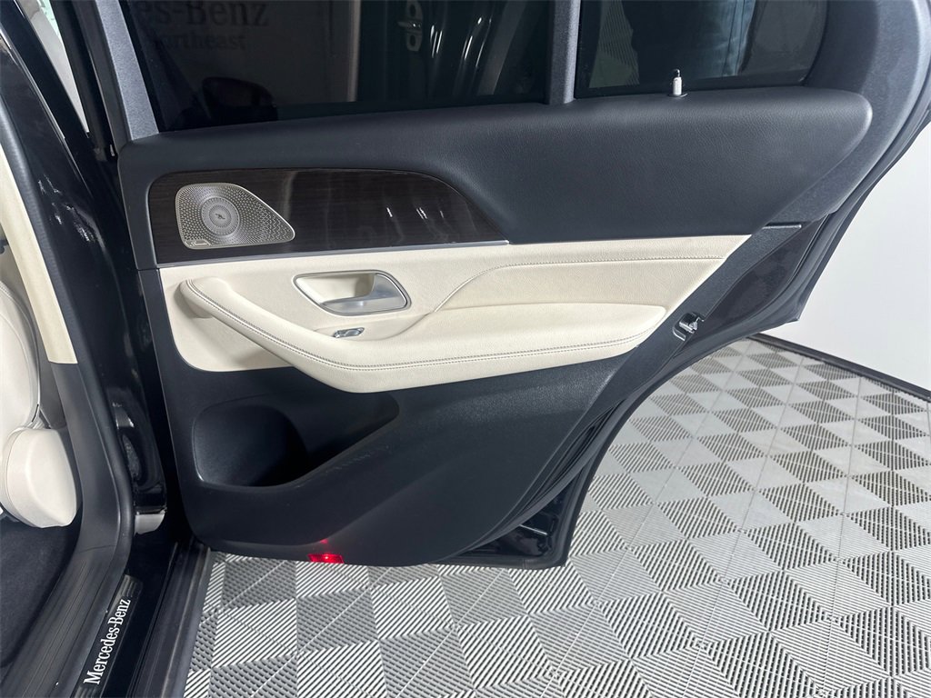 Used 2024 Mercedes-Benz GLE 350 4MATIC image 18
