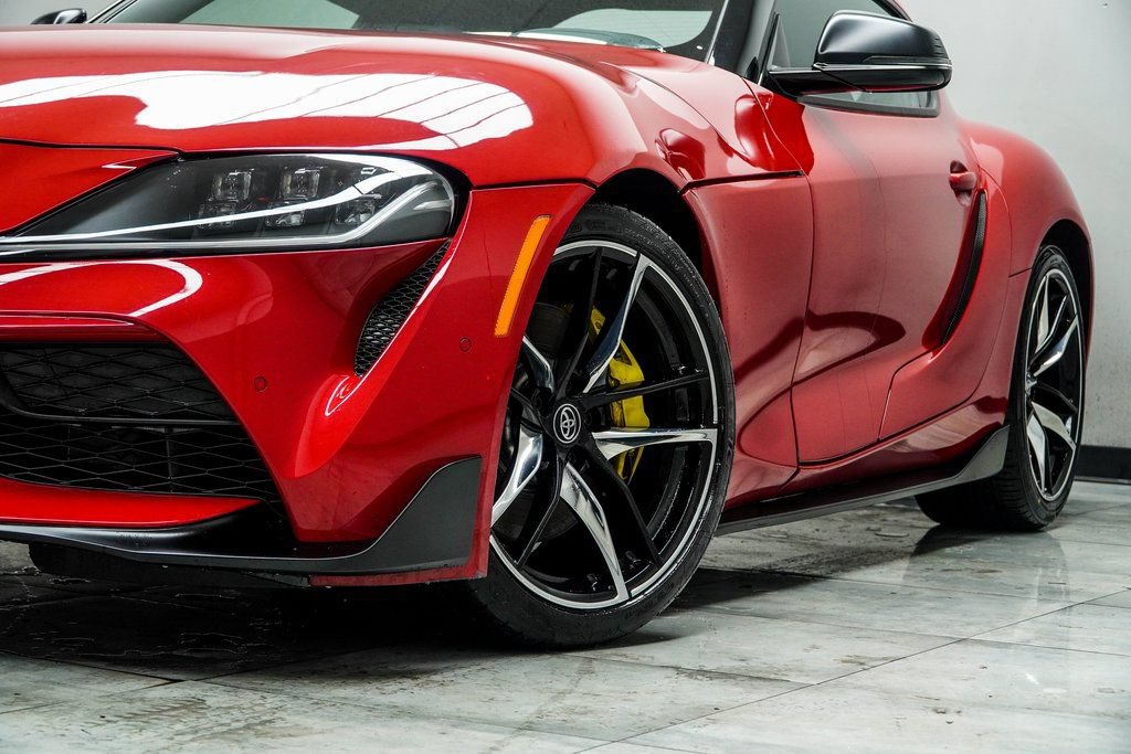 Used 2021 Toyota Supra w/ Safety & Technology Package RWD image 3