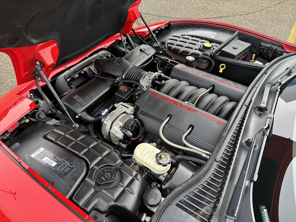 Used 1998 Chevrolet Corvette Convertible w/ Performance Handling Pkg image 16