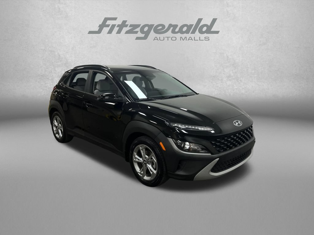 Used 2022 Hyundai Kona SEL w/ Cargo Package FWD image 9