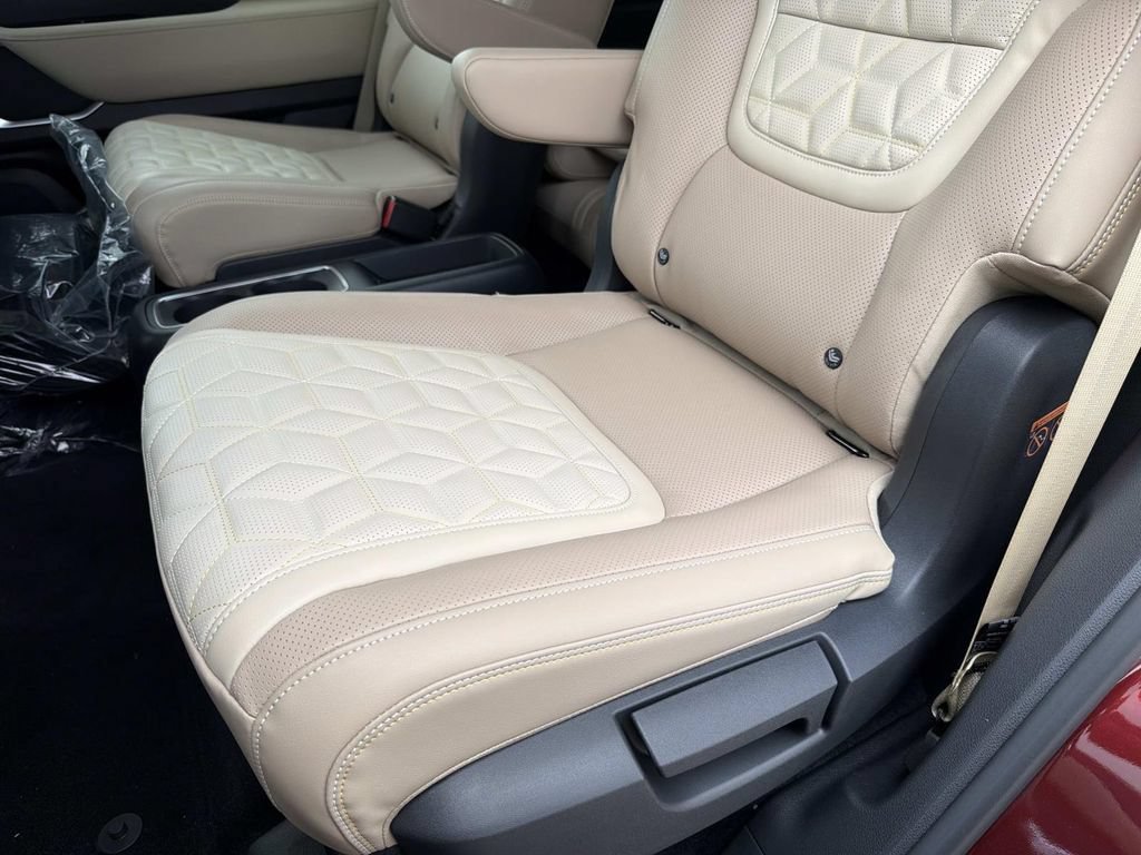 New 2026 Nissan Armada Platinum RWD image 12
