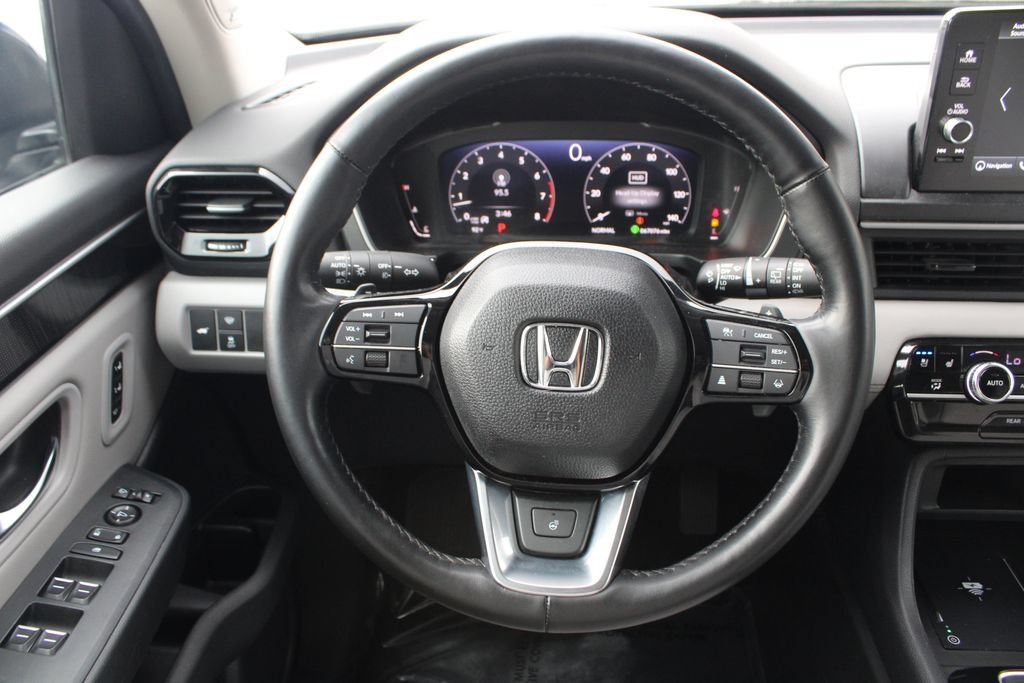 Used 2024 Honda Pilot Elite image 18