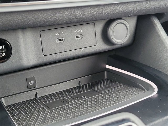 Used 2025 Nissan Rogue SL image 30