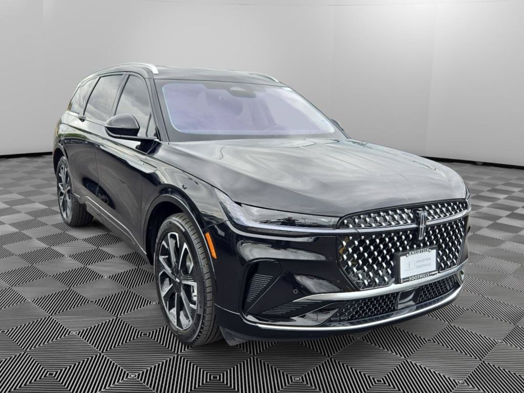 Used 2026 Lincoln Nautilus Reserve AWD/4WD image 1