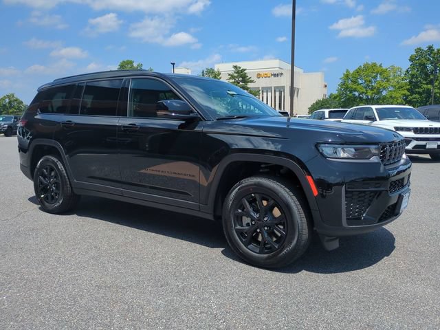 New 2026 Jeep Grand Cherokee L 4WD image 2