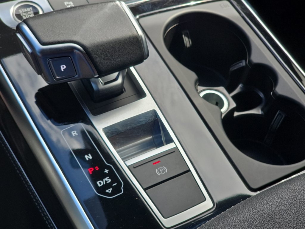 Used 2023 Audi Q8 Premium Plus w/ Premium Plus Package AWD/4WD image 18