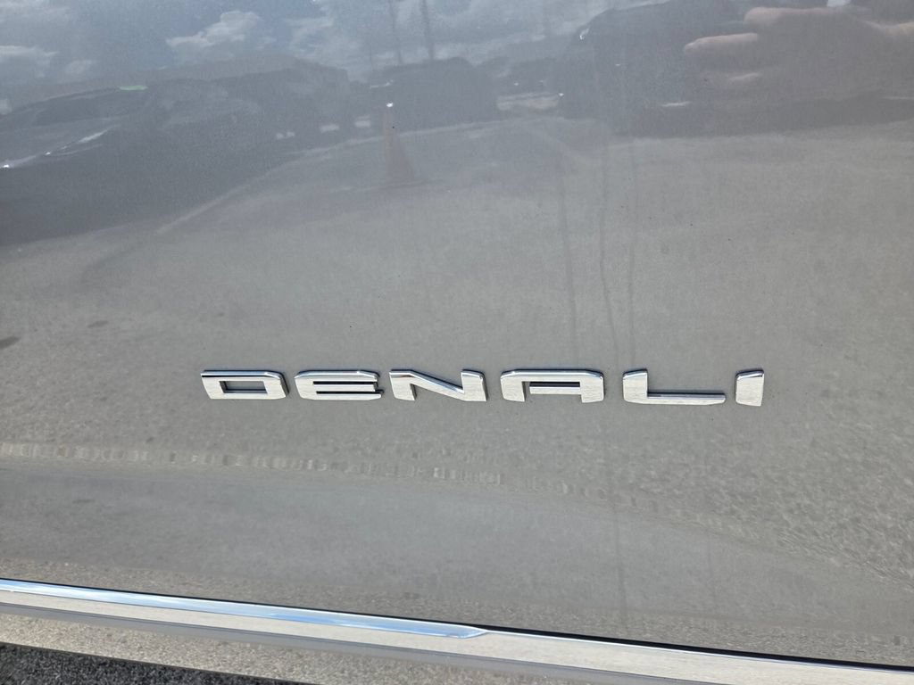 Used 2026 GMC Terrain Denali AWD/4WD image 4