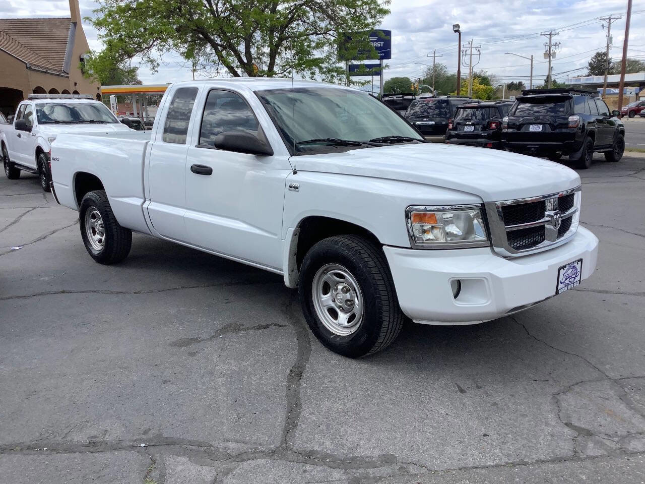 Used 2010 Dodge Dakota ST w/ Extra Security Group AWD/4WD image 6