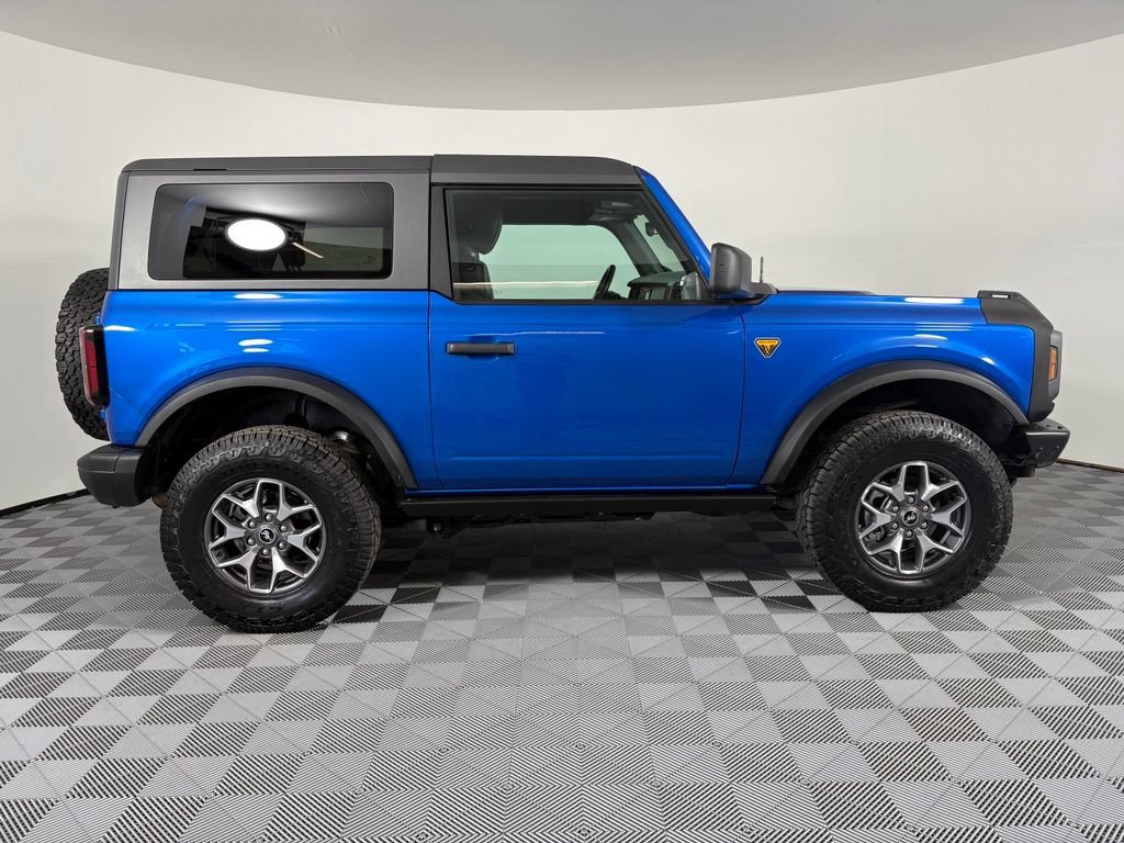 Used 2022 Ford Bronco Badlands AWD/4WD image 7