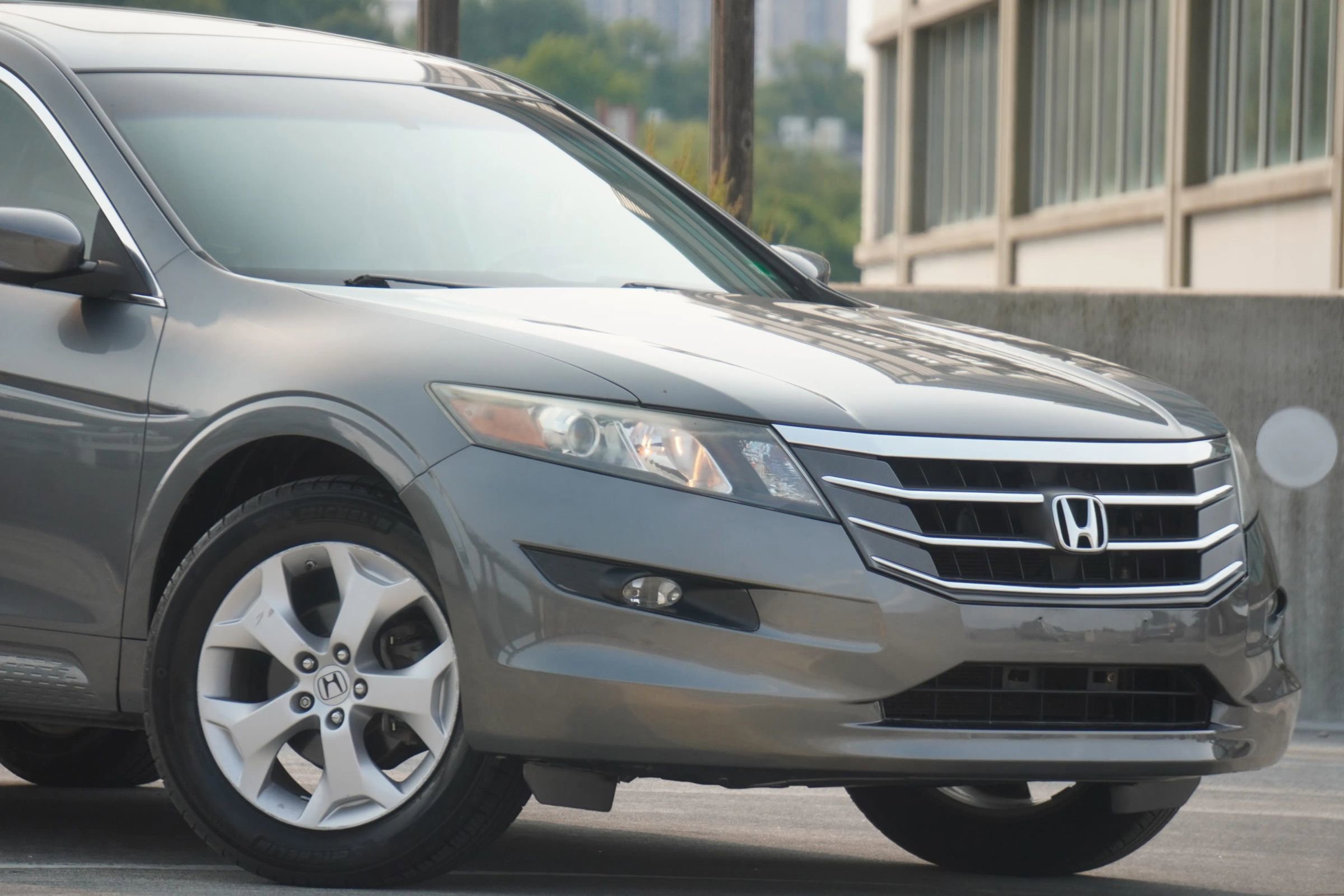 Used 2010 Honda Crosstour EX-L image 3
