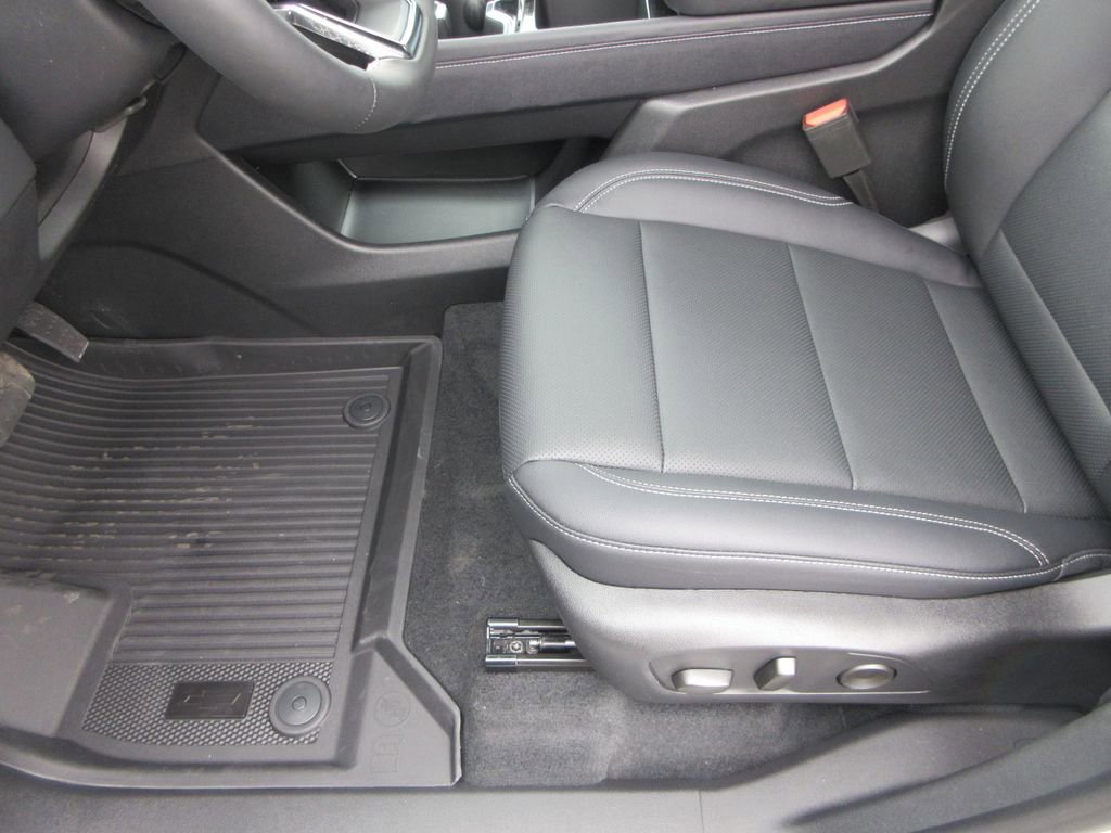 New 2026 Chevrolet Traverse LT w/ Sun and Wheel Package image 20