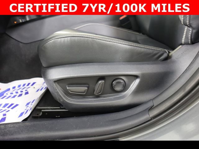 Used 2025 Toyota Camry SE FWD image 18