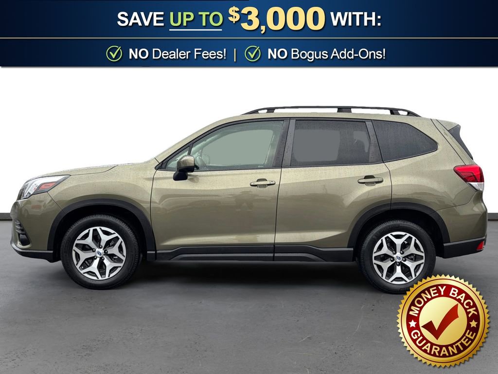 Used 2022 Subaru Forester Premium image 2