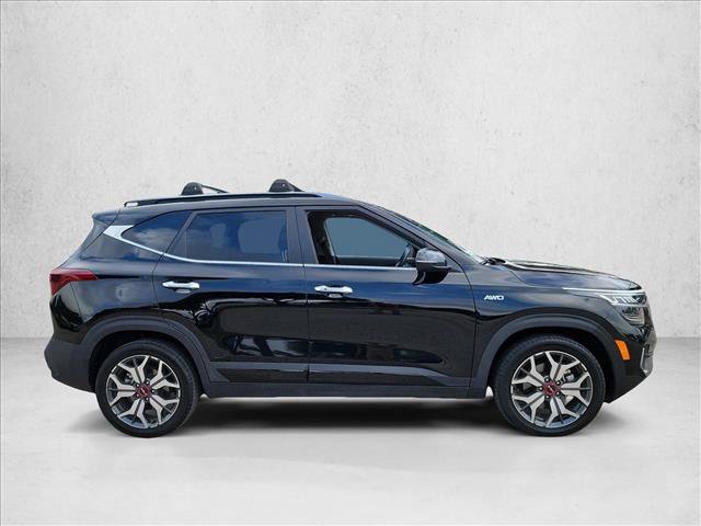 Used 2022 Kia Seltos SX w/ Sunroof Package AWD/4WD image 4