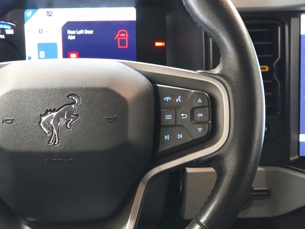 Used 2022 Ford Bronco Badlands image 19