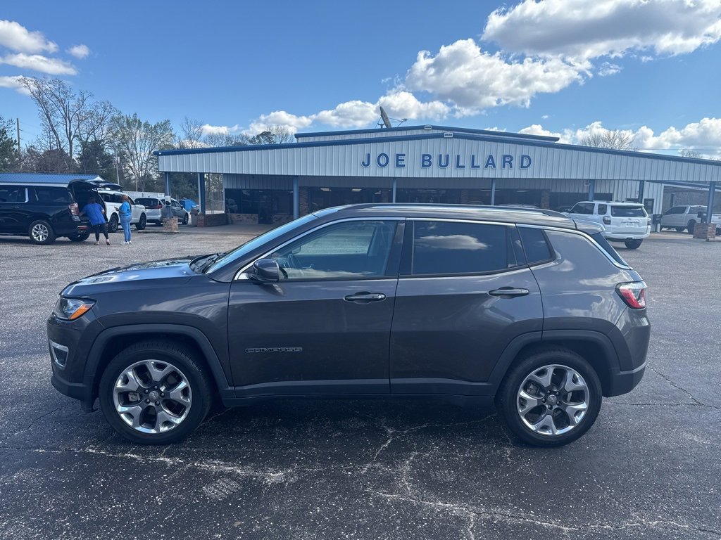 Used 2020 Jeep Compass Limited image 4