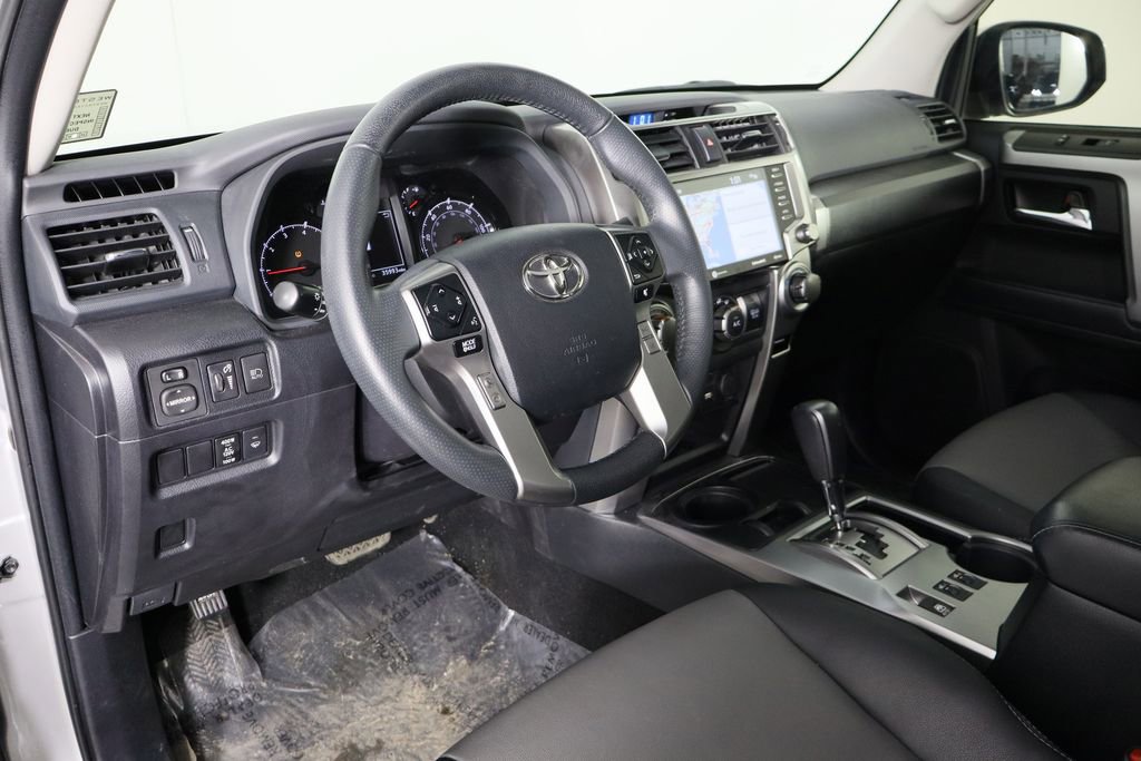 Used 2022 Toyota 4Runner SR5 Premium w/ Moonroof Package image 28