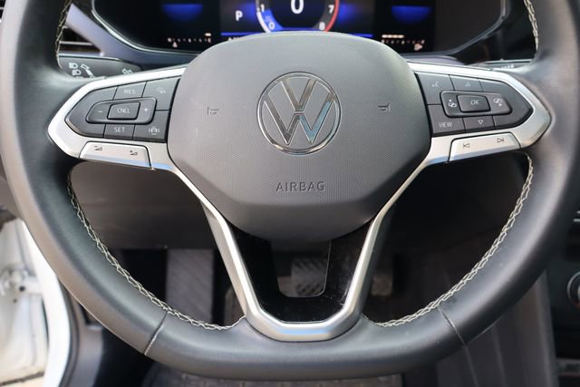Used 2022 Volkswagen Taos SE FWD image 11