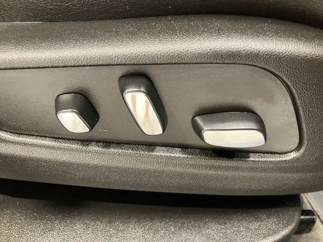 Used 2023 Cadillac XT6 Premium Luxury image 56