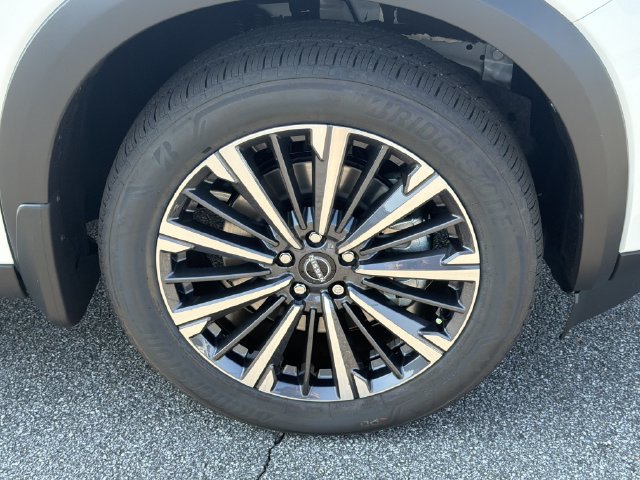 New 2026 Nissan Pathfinder Platinum AWD/4WD image 14
