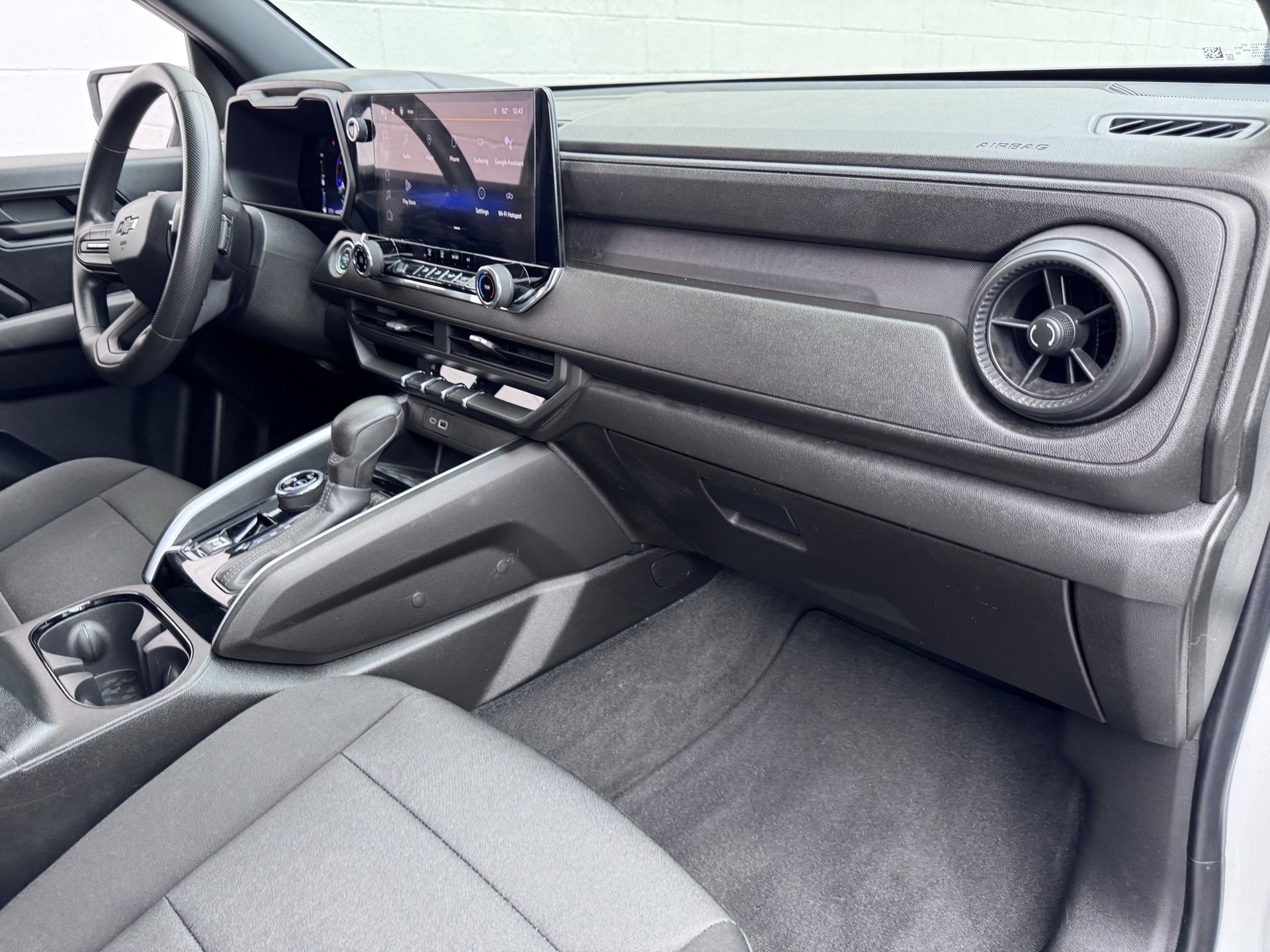 Used 2023 Chevrolet Colorado Trail Boss w/ Advanced Trailering Package image 14