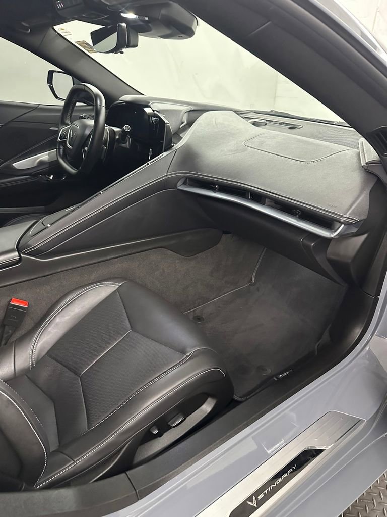 Used 2024 Chevrolet Corvette Stingray Coupe w/ Z51 Performance Package image 32