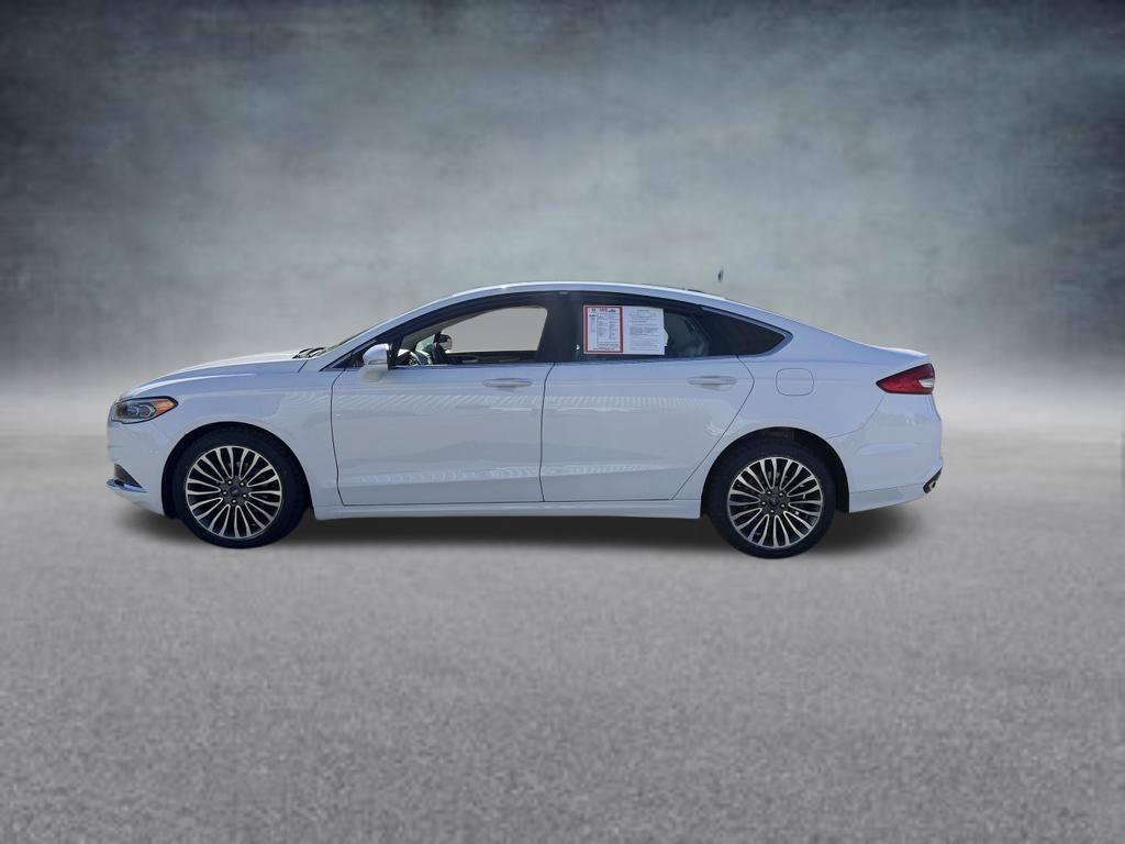 Used 2018 Ford Fusion SE w/ Fusion SE Technology Package AWD/4WD image 2
