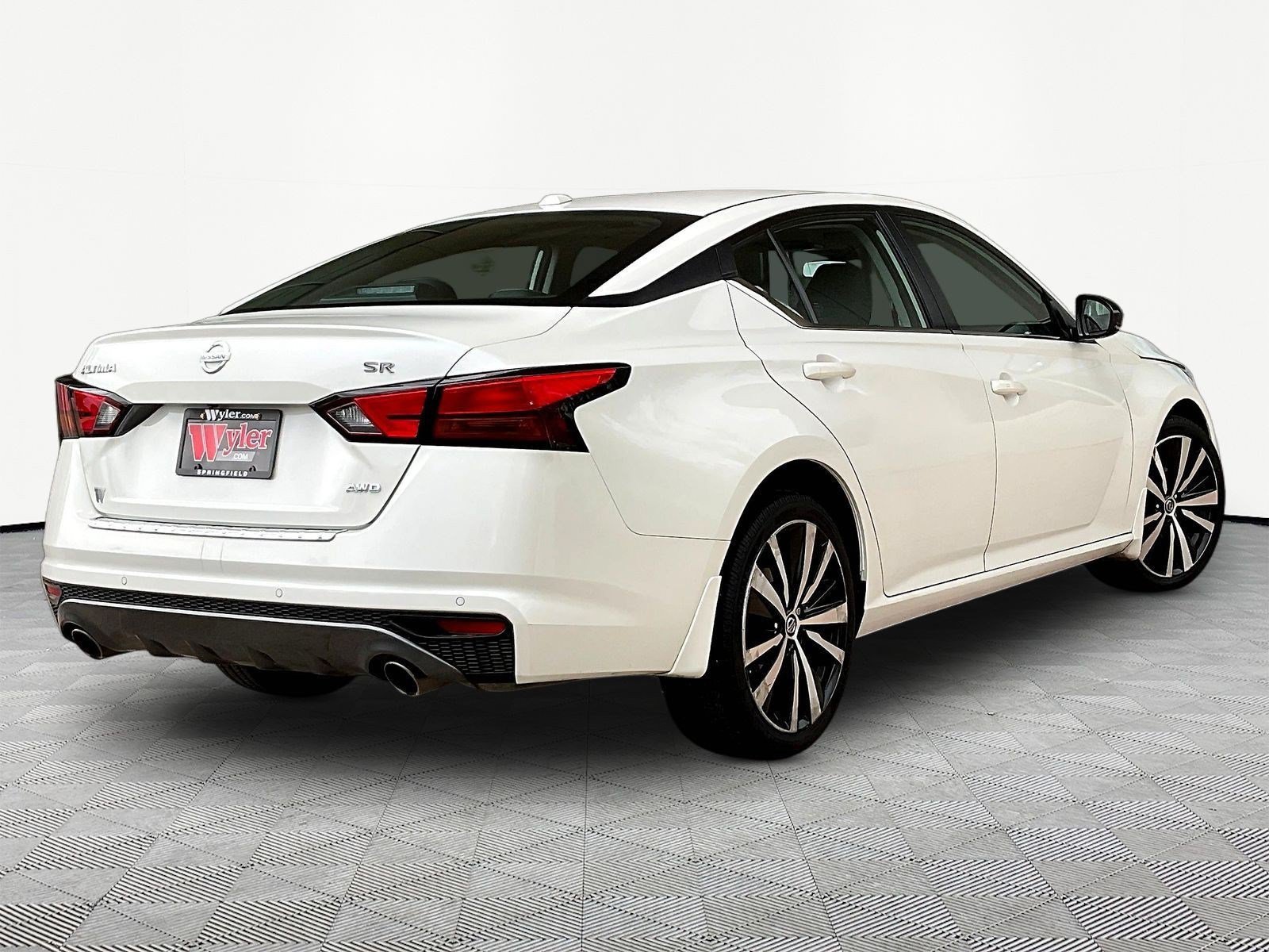 Used 2021 Nissan Altima 2.5 SR w/ SR Premium Package AWD/4WD image 6