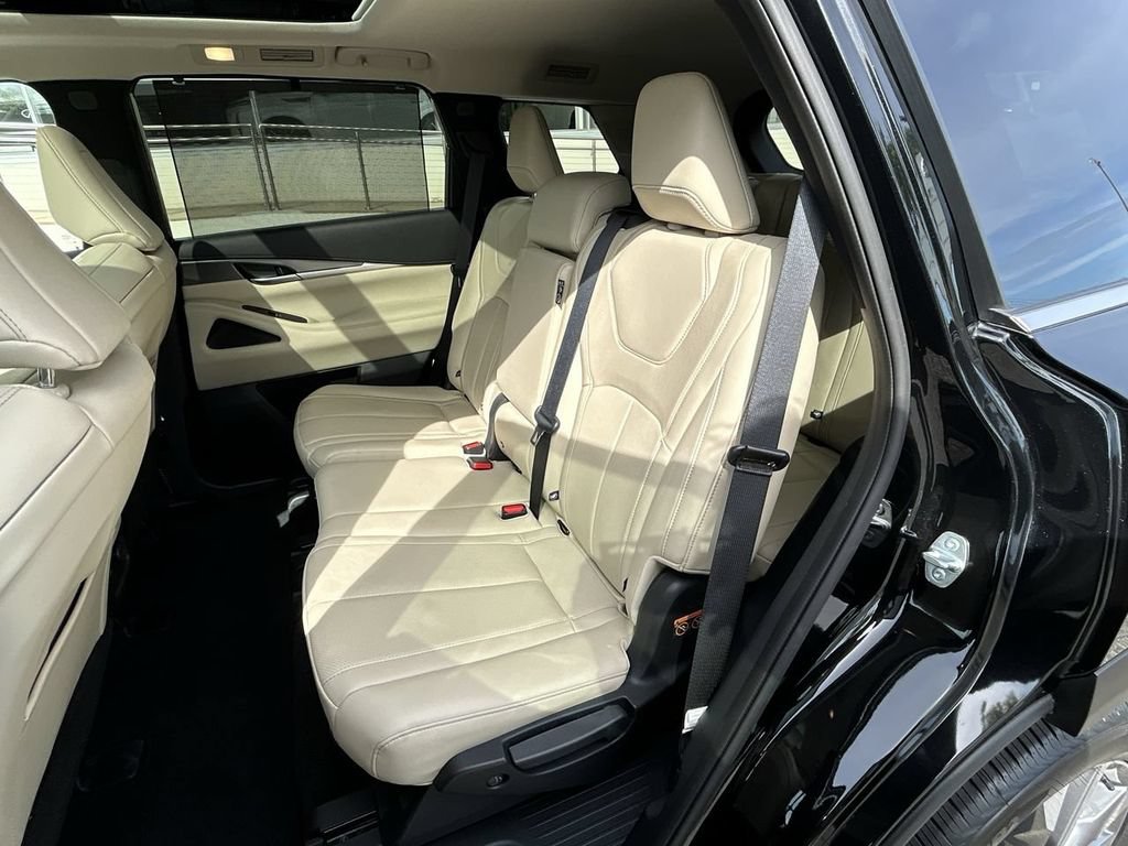 Certified 2023 INFINITI QX60 Luxe w/ Cargo Package AWD/4WD image 23