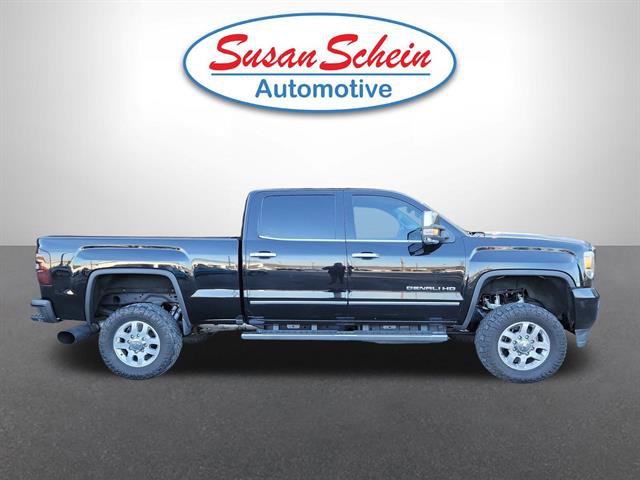 Used 2018 GMC Sierra 2500 Denali w/ Duramax Plus Package image 24