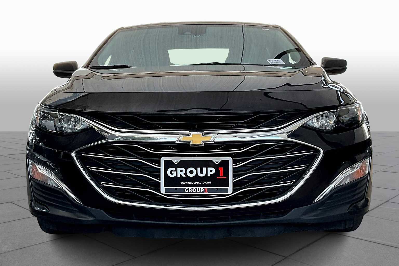 Used 2023 Chevrolet Malibu LS image 3