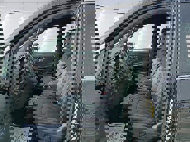 New 2026 Chrysler Pacifica Select image 26