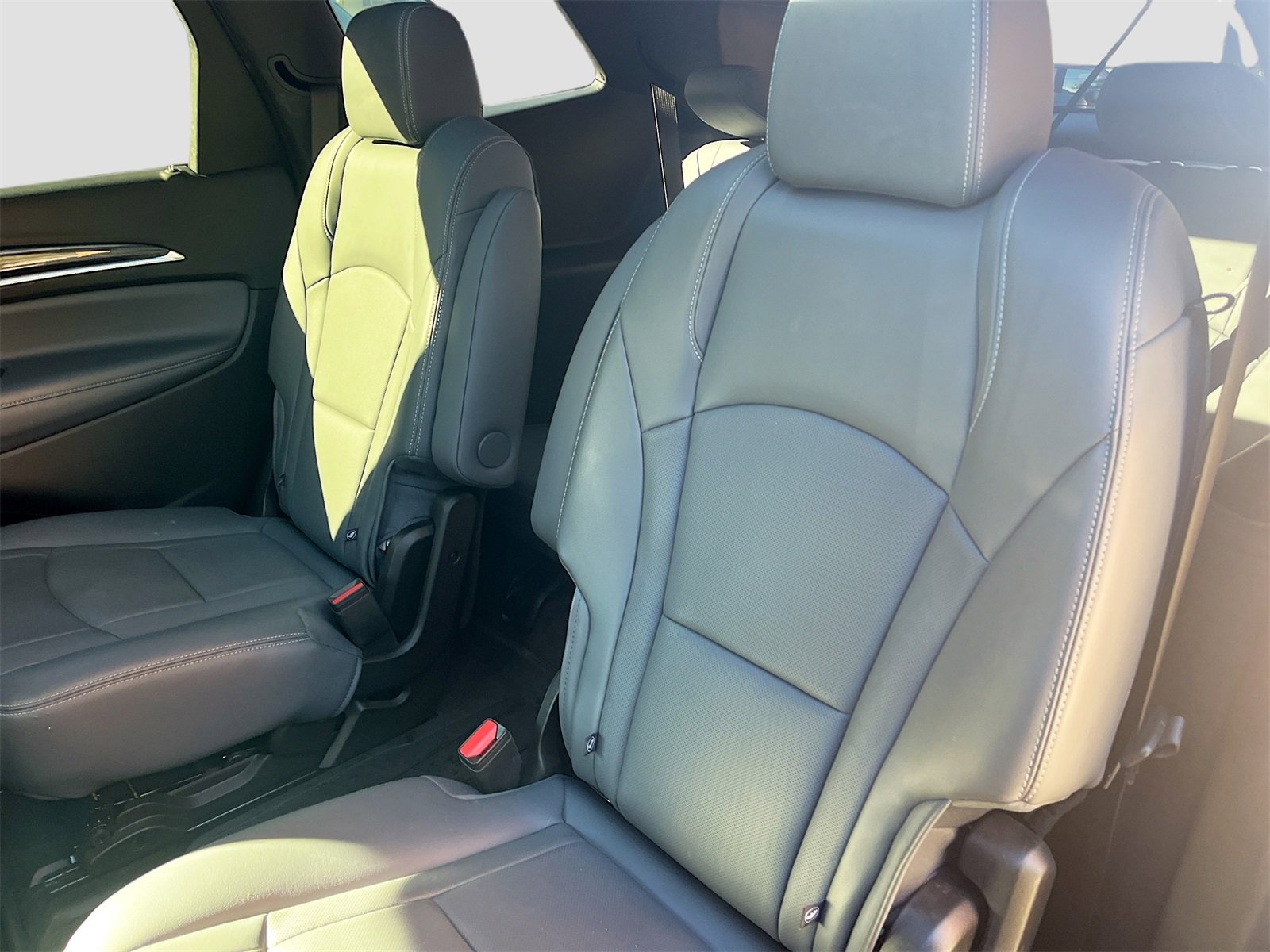 Used 2024 Buick Enclave Essence w/ Experience Buick Package image 24