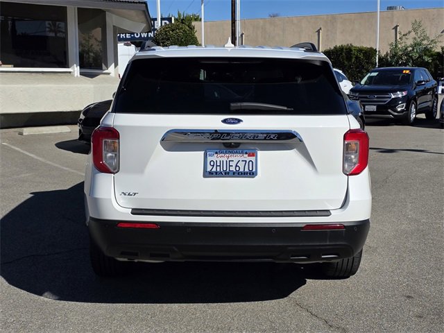 Used 2023 Ford Explorer XLT image 5