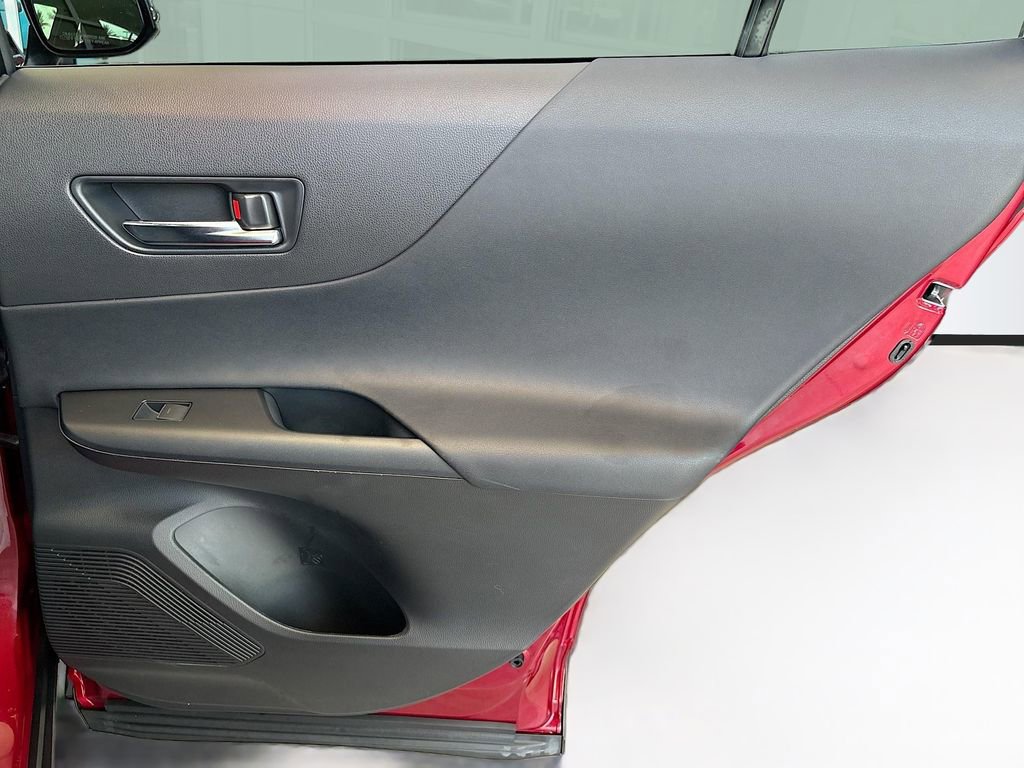 Used 2021 Toyota Venza LE w/ Carpet Mat Package (TMS) AWD/4WD image 26