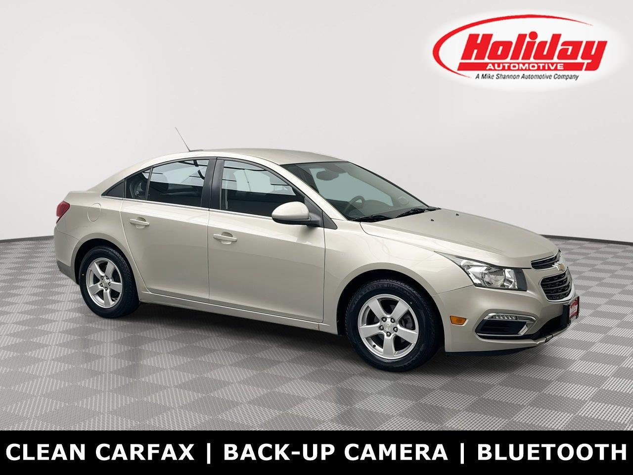 Used 2016 Chevrolet Cruze LT w/ Technology Package FWD image 1