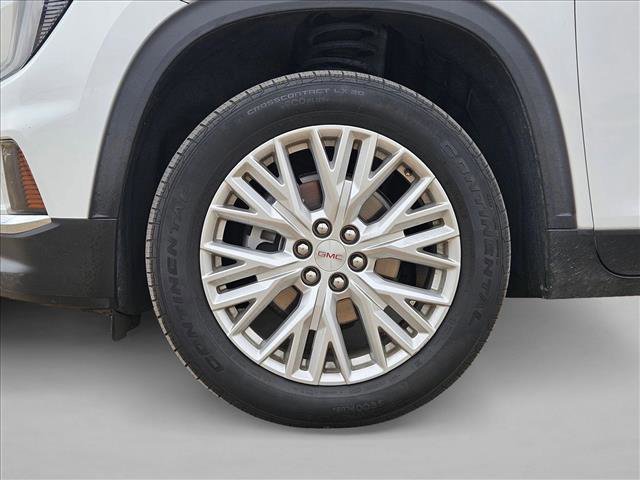 Used 2024 GMC Acadia Elevation image 25